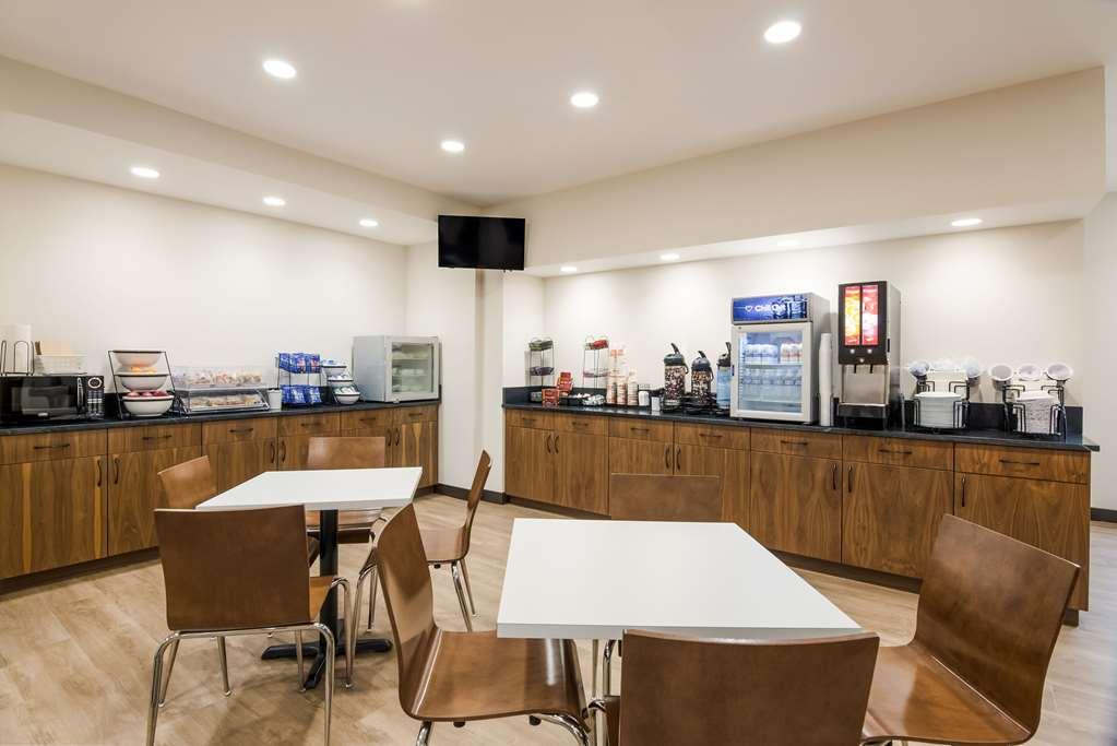 Clarion Pointe Hotel Abingdon Eksteriør billede